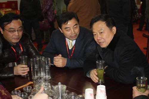 總經理匯報參展情況.jpg